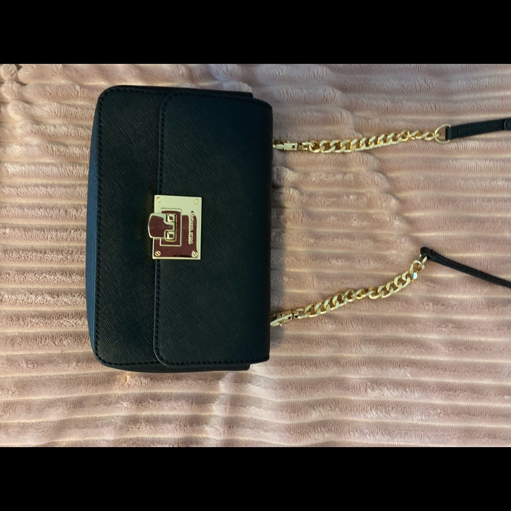 Micheal Kors crossbody